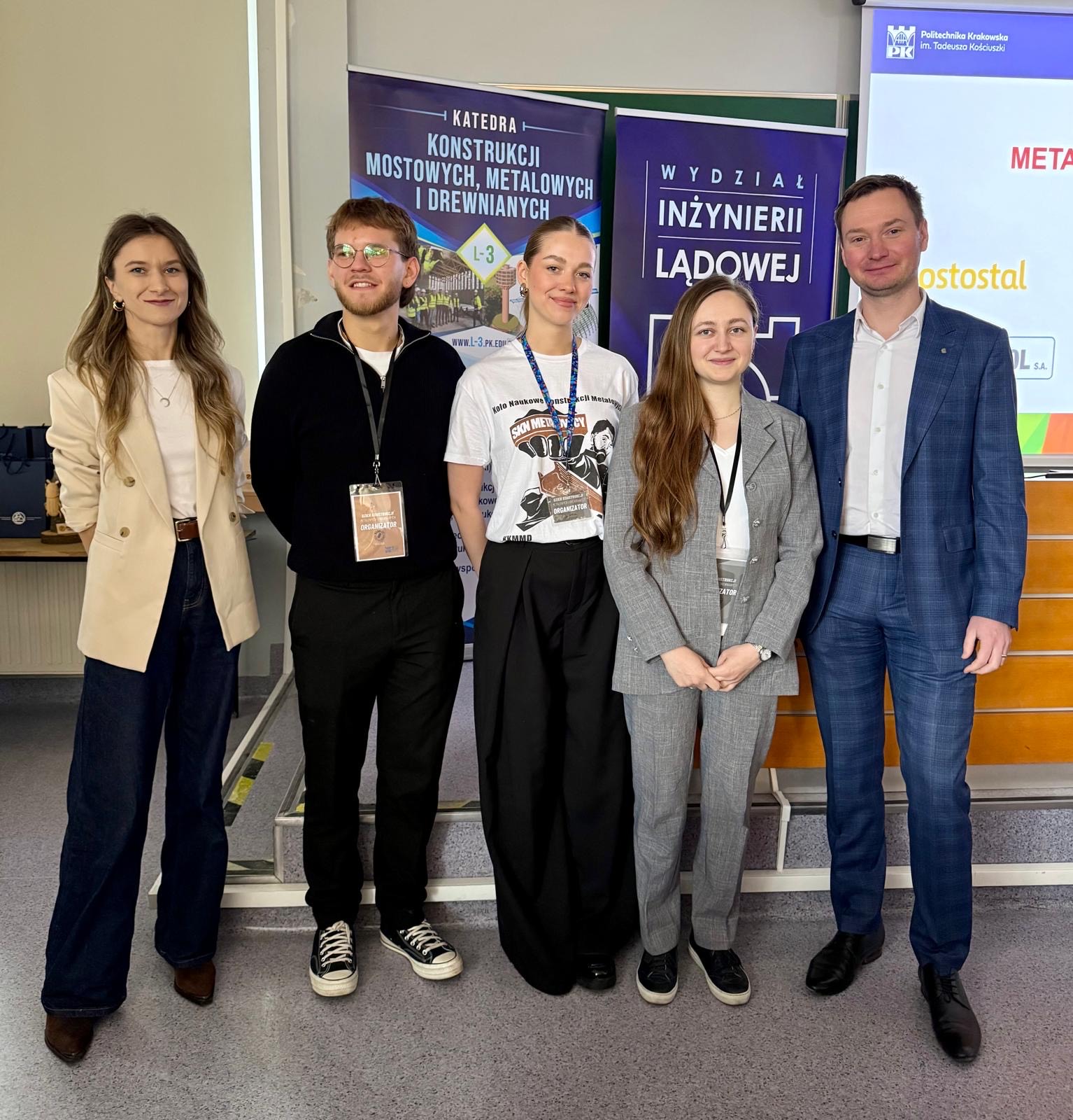 Czy można nauczyć się budownictwa bez wejścia na budowę?