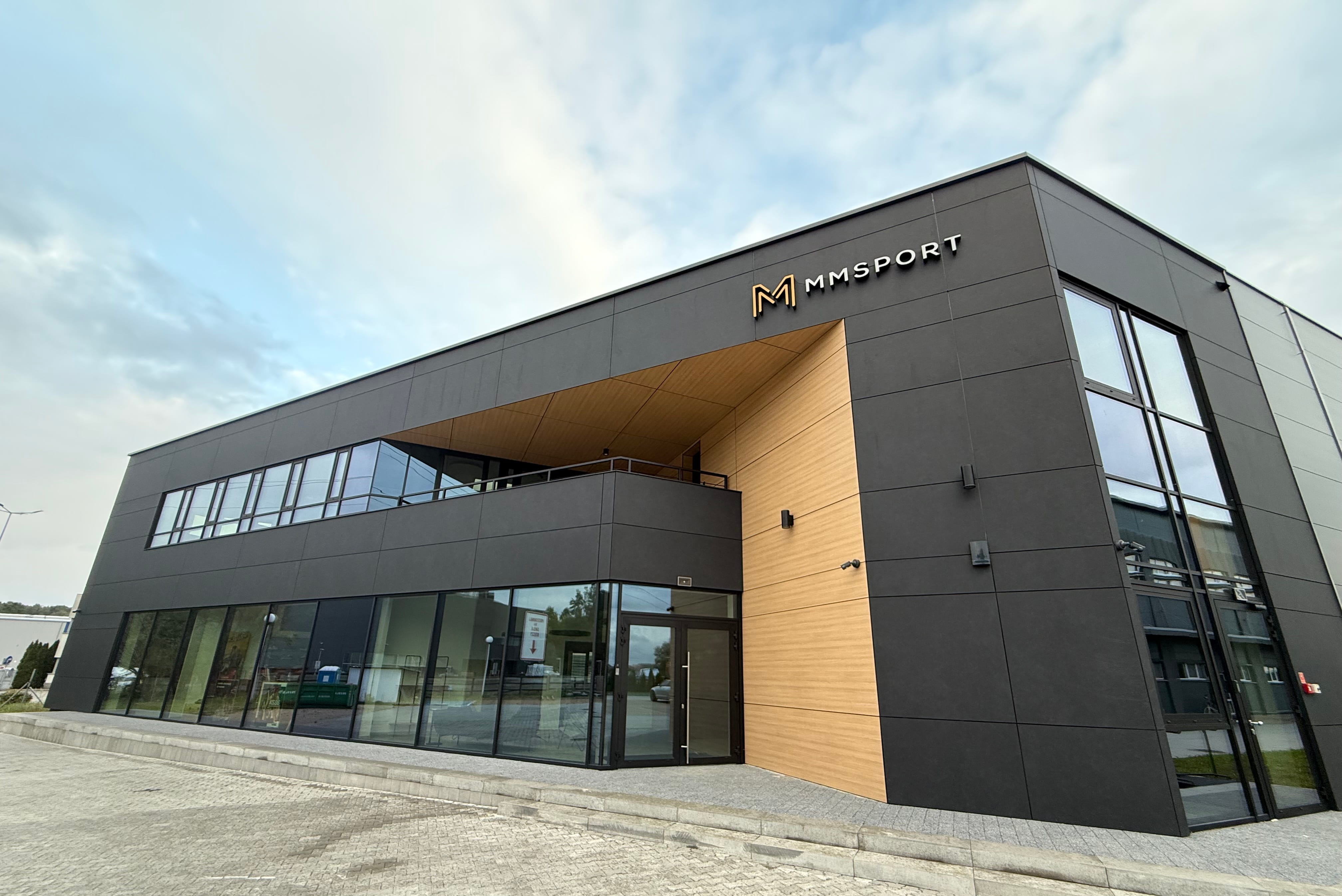 MM-SPORT MACIEJ MACIANTOWICZ SPÓŁKA KOMANDYTOWA